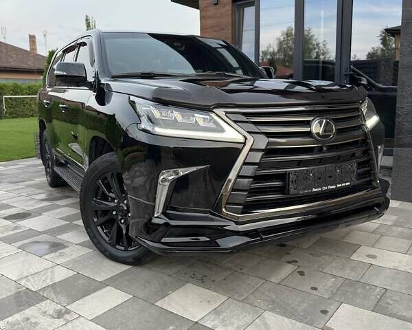Черный Лексус ЛХ, объемом двигателя 4.46 л и пробегом 144 тыс. км за 75000 $, фото 14 на Automoto.ua
