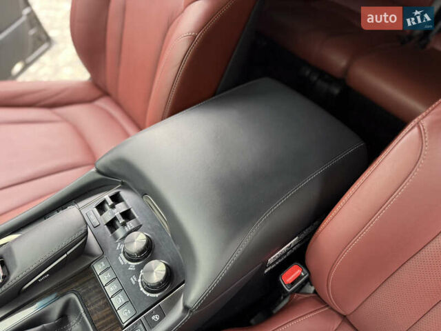 Черный Лексус ЛХ, объемом двигателя 4.46 л и пробегом 208 тыс. км за 70000 $, фото 44 на Automoto.ua