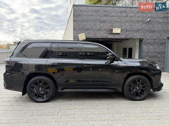 Чорний Лексус ЛХ, об'ємом двигуна 4.46 л та пробігом 147 тис. км за 69900 $, фото 38 на Automoto.ua