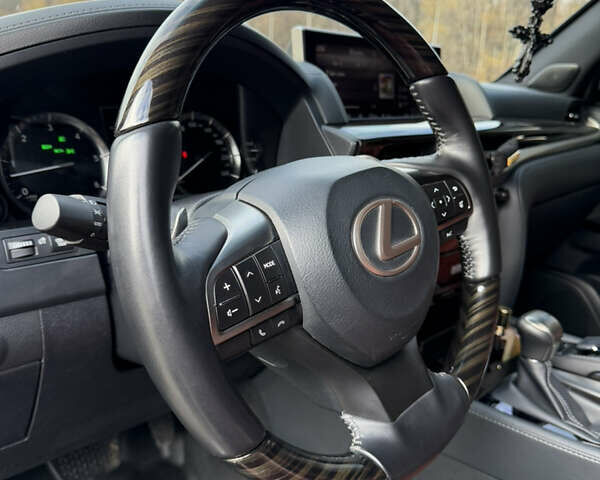 Чорний Лексус ЛХ, об'ємом двигуна 4.46 л та пробігом 74 тис. км за 84300 $, фото 24 на Automoto.ua