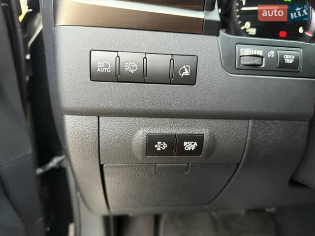 Черный Лексус ЛХ, объемом двигателя 4.46 л и пробегом 112 тыс. км за 82600 $, фото 50 на Automoto.ua