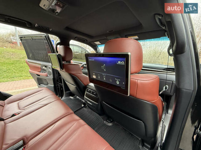 Черный Лексус ЛХ, объемом двигателя 5.66 л и пробегом 55 тыс. км за 81900 $, фото 59 на Automoto.ua