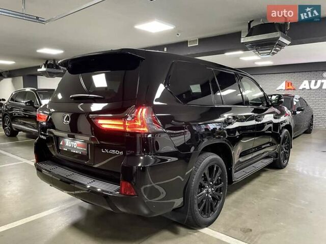 Чорний Лексус ЛХ, об'ємом двигуна 4.46 л та пробігом 85 тис. км за 82700 $, фото 8 на Automoto.ua
