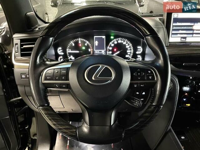 Чорний Лексус ЛХ, об'ємом двигуна 4.46 л та пробігом 156 тис. км за 73700 $, фото 48 на Automoto.ua