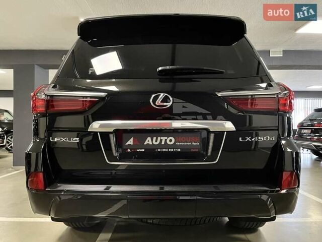 Чорний Лексус ЛХ, об'ємом двигуна 4.46 л та пробігом 156 тис. км за 73700 $, фото 16 на Automoto.ua
