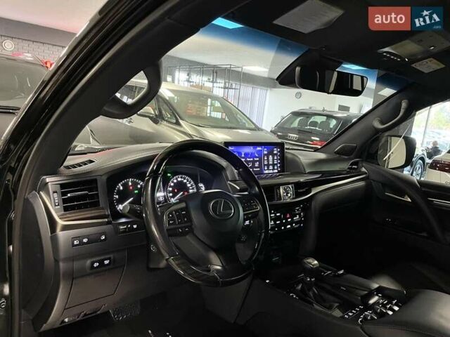 Чорний Лексус ЛХ, об'ємом двигуна 4.46 л та пробігом 156 тис. км за 73700 $, фото 30 на Automoto.ua