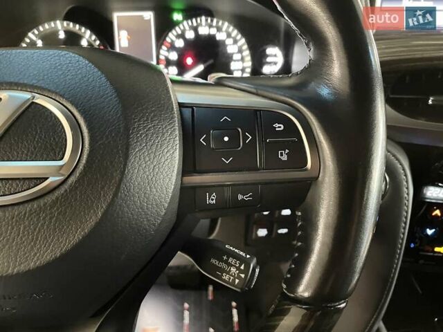 Чорний Лексус ЛХ, об'ємом двигуна 4.46 л та пробігом 156 тис. км за 73700 $, фото 50 на Automoto.ua