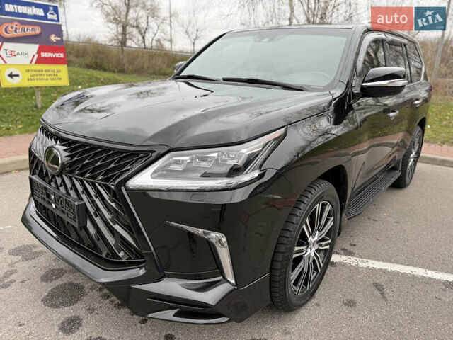 Черный Лексус ЛХ, объемом двигателя 5.66 л и пробегом 55 тыс. км за 81900 $, фото 6 на Automoto.ua