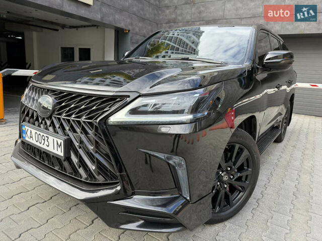 Чорний Лексус ЛХ, об'ємом двигуна 4.46 л та пробігом 147 тис. км за 69900 $, фото 1 на Automoto.ua