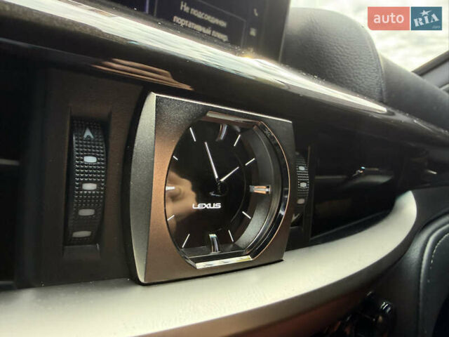 Чорний Лексус ЛХ, об'ємом двигуна 4.46 л та пробігом 147 тис. км за 69900 $, фото 68 на Automoto.ua
