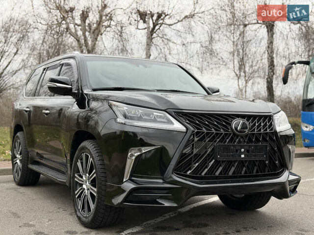 Черный Лексус ЛХ, объемом двигателя 5.66 л и пробегом 55 тыс. км за 81900 $, фото 4 на Automoto.ua