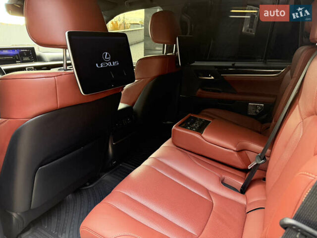 Чорний Лексус ЛХ, об'ємом двигуна 4.46 л та пробігом 147 тис. км за 69900 $, фото 63 на Automoto.ua