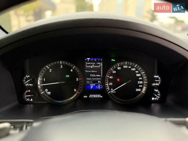 Черный Лексус ЛХ, объемом двигателя 4.46 л и пробегом 208 тыс. км за 70000 $, фото 40 на Automoto.ua