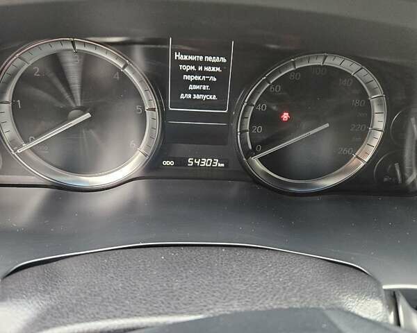 Черный Лексус ЛХ, объемом двигателя 4.46 л и пробегом 57 тыс. км за 82000 $, фото 6 на Automoto.ua
