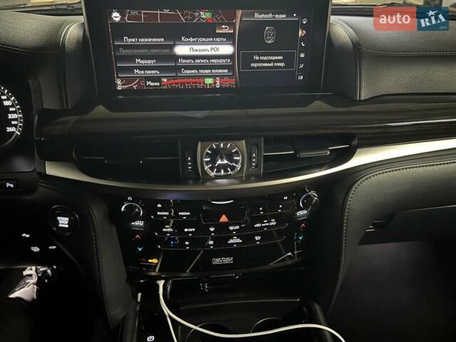 Лексус ЛХ 2019 в Киеве на Automoto.ua Черный Лексус ЛХ, объемом двигателя 5.66 л и пробегом 180 тыс. км за 72000 $, фото 20 на Automoto.ua