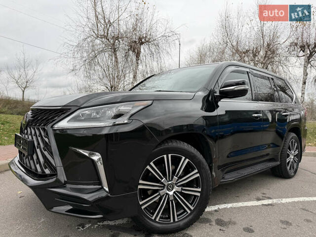 Черный Лексус ЛХ, объемом двигателя 5.66 л и пробегом 55 тыс. км за 81900 $, фото 11 на Automoto.ua