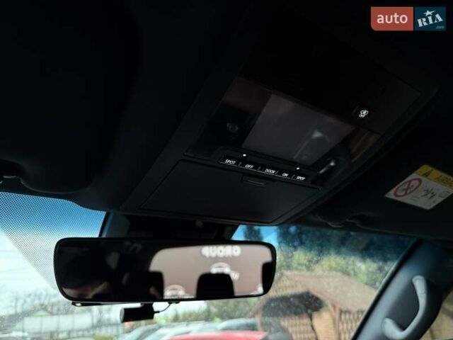 Черный Лексус ЛХ, объемом двигателя 4.46 л и пробегом 120 тыс. км за 69999 $, фото 95 на Automoto.ua