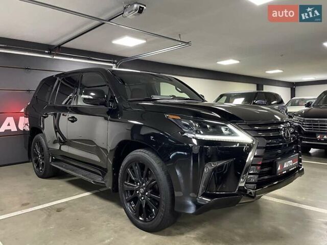 Чорний Лексус ЛХ, об'ємом двигуна 4.46 л та пробігом 85 тис. км за 82700 $, фото 1 на Automoto.ua