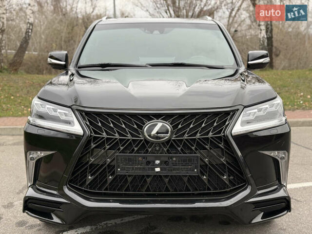Черный Лексус ЛХ, объемом двигателя 5.66 л и пробегом 55 тыс. км за 81900 $, фото 2 на Automoto.ua