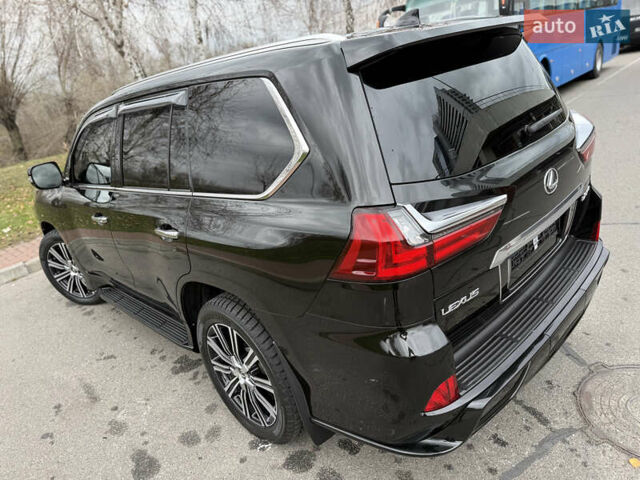 Черный Лексус ЛХ, объемом двигателя 5.66 л и пробегом 55 тыс. км за 81900 $, фото 32 на Automoto.ua