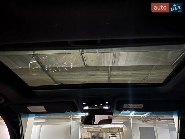 Лексус ЛХ 2019 в Киеве на Automoto.ua Черный Лексус ЛХ, объемом двигателя 5.66 л и пробегом 180 тыс. км за 72000 $, фото 38 на Automoto.ua