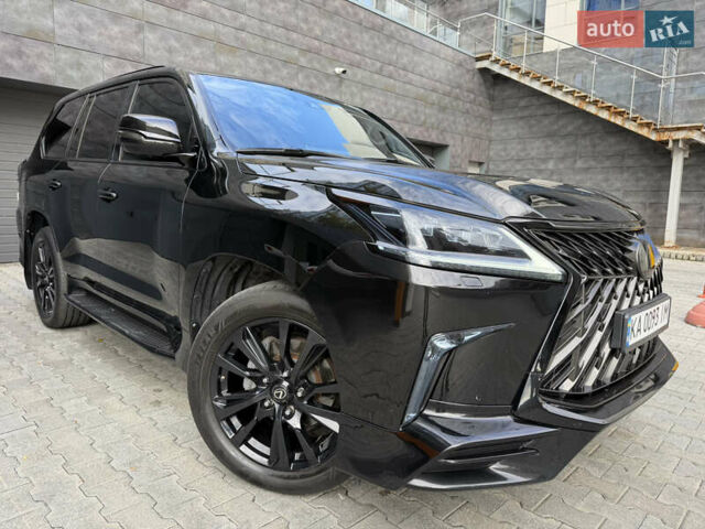 Чорний Лексус ЛХ, об'ємом двигуна 4.46 л та пробігом 147 тис. км за 69900 $, фото 13 на Automoto.ua
