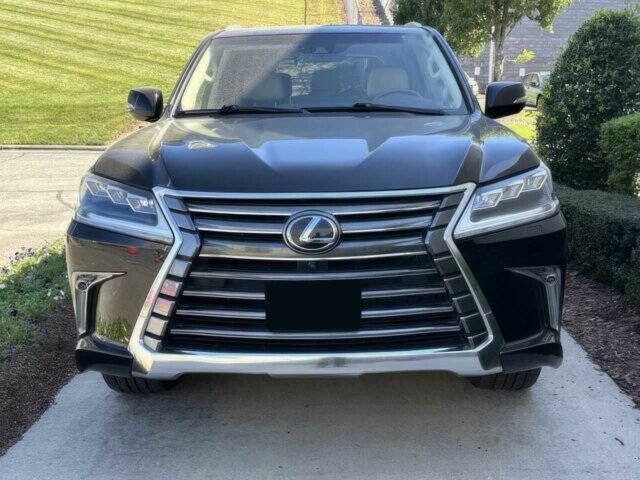 Лексус ЛХ 2019 у Кривому Розі на Automoto.ua Чорний Лексус ЛХ, об'ємом двигуна 5.7 л та пробігом 44 тис. км за 15600 $, фото 1 на Automoto.ua