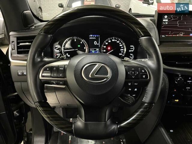 Чорний Лексус ЛХ, об'ємом двигуна 4.46 л та пробігом 85 тис. км за 82700 $, фото 46 на Automoto.ua