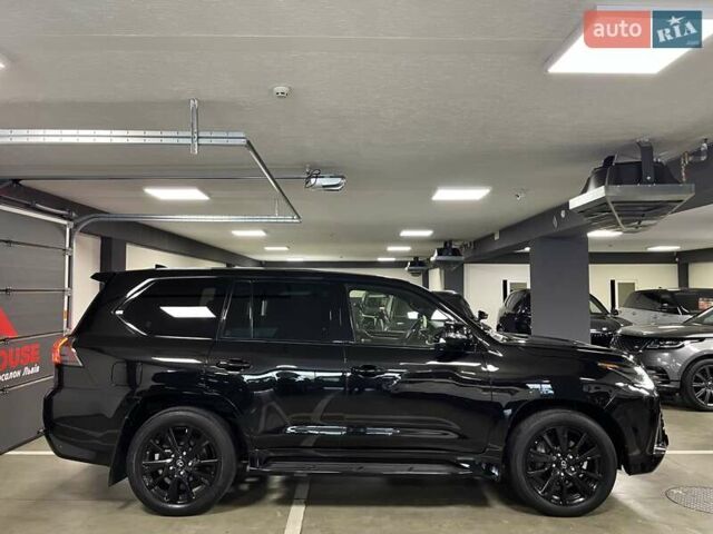 Чорний Лексус ЛХ, об'ємом двигуна 4.46 л та пробігом 85 тис. км за 82700 $, фото 7 на Automoto.ua