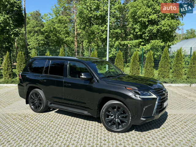 Лексус ЛХ 2019 в Киеве на Automoto.ua Черный Лексус ЛХ, объемом двигателя 4.46 л и пробегом 197 тыс. км за 72000 $, фото 12 на Automoto.ua