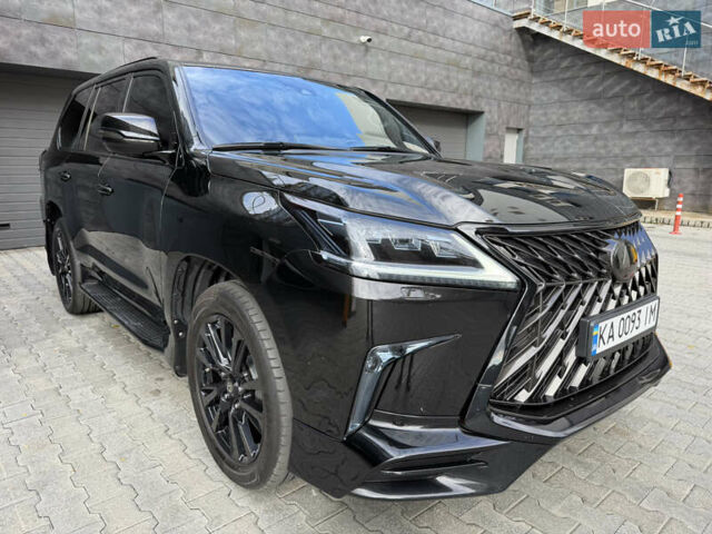 Чорний Лексус ЛХ, об'ємом двигуна 4.46 л та пробігом 147 тис. км за 69900 $, фото 24 на Automoto.ua