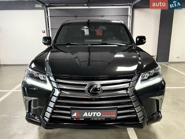 Чорний Лексус ЛХ, об'ємом двигуна 4.46 л та пробігом 156 тис. км за 73700 $, фото 5 на Automoto.ua