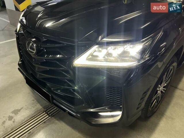 Лексус ЛХ 2019 в Киеве на Automoto.ua Черный Лексус ЛХ, объемом двигателя 5.66 л и пробегом 180 тыс. км за 72000 $, фото 3 на Automoto.ua