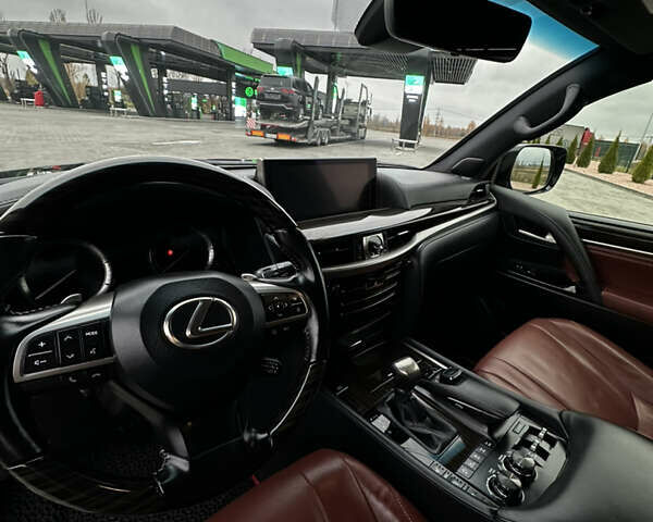 Черный Лексус ЛХ, объемом двигателя 4.46 л и пробегом 160 тыс. км за 71000 $, фото 38 на Automoto.ua