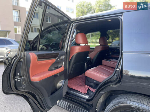 Чорний Лексус ЛХ, об'ємом двигуна 4.46 л та пробігом 122 тис. км за 89900 $, фото 23 на Automoto.ua