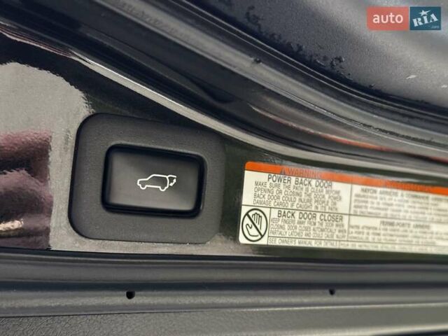 Чорний Лексус ЛХ, об'ємом двигуна 4.46 л та пробігом 153 тис. км за 78750 $, фото 52 на Automoto.ua