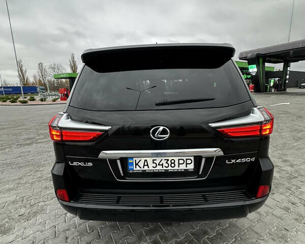 Черный Лексус ЛХ, объемом двигателя 4.46 л и пробегом 160 тыс. км за 71000 $, фото 13 на Automoto.ua