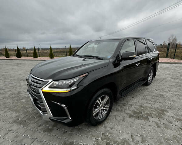 Черный Лексус ЛХ, объемом двигателя 4.46 л и пробегом 160 тыс. км за 71000 $, фото 9 на Automoto.ua