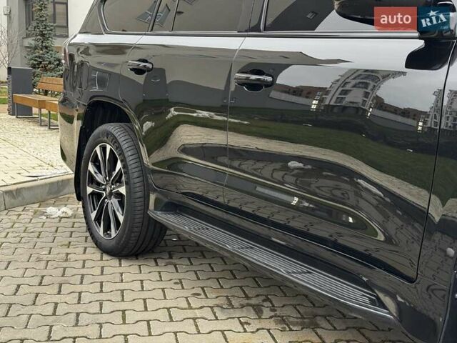 Чорний Лексус ЛХ, об'ємом двигуна 4.46 л та пробігом 153 тис. км за 78750 $, фото 21 на Automoto.ua