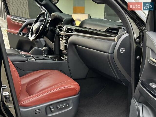 Чорний Лексус ЛХ, об'ємом двигуна 4.46 л та пробігом 153 тис. км за 78750 $, фото 50 на Automoto.ua