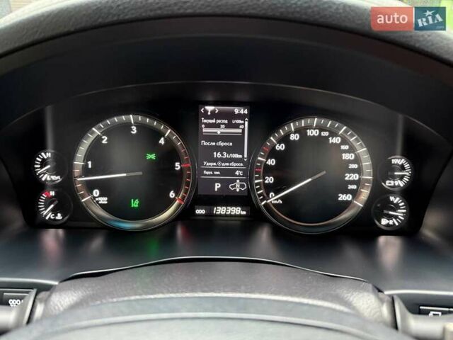 Чорний Лексус ЛХ, об'ємом двигуна 4.46 л та пробігом 138 тис. км за 85990 $, фото 25 на Automoto.ua