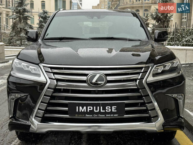 Черный Лексус ЛХ, объемом двигателя 4.46 л и пробегом 13 тыс. км за 107000 $, фото 9 на Automoto.ua