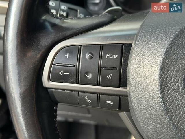 Черный Лексус ЛХ, объемом двигателя 4.46 л и пробегом 137 тыс. км за 88000 $, фото 24 на Automoto.ua