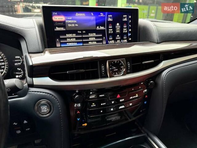 Чорний Лексус ЛХ, об'ємом двигуна 4.46 л та пробігом 138 тис. км за 85990 $, фото 26 на Automoto.ua