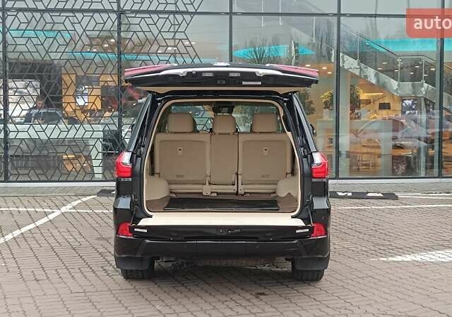 Черный Лексус ЛХ, объемом двигателя 4.46 л и пробегом 126 тыс. км за 85171 $, фото 9 на Automoto.ua