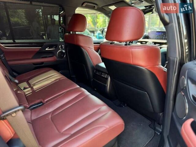 Чорний Лексус ЛХ, об'ємом двигуна 4.46 л та пробігом 100 тис. км за 85000 $, фото 15 на Automoto.ua
