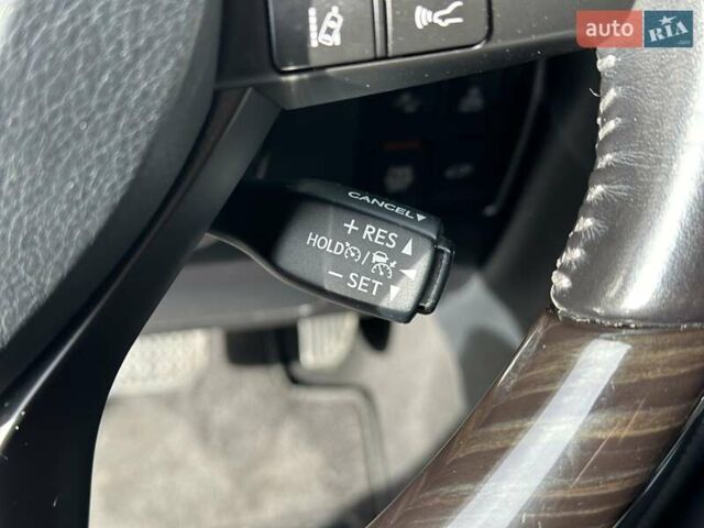 Черный Лексус ЛХ, объемом двигателя 4.46 л и пробегом 137 тыс. км за 88000 $, фото 27 на Automoto.ua