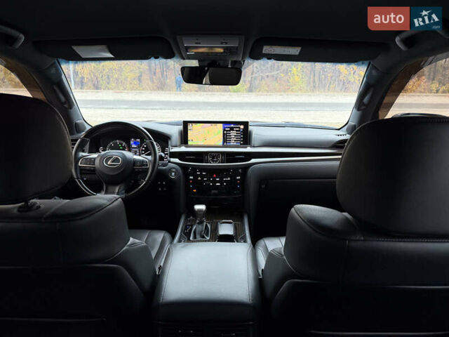 Черный Лексус ЛХ, объемом двигателя 4.46 л и пробегом 95 тыс. км за 86600 $, фото 37 на Automoto.ua