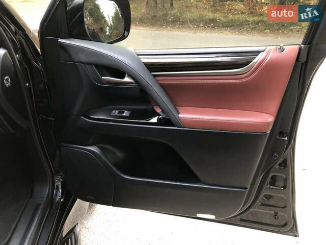Черный Лексус ЛХ, объемом двигателя 4.5 л и пробегом 137 тыс. км за 85999 $, фото 14 на Automoto.ua