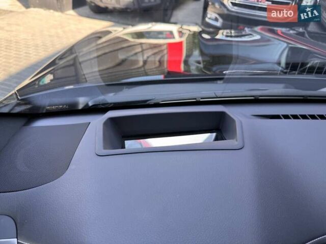 Черный Лексус ЛХ, объемом двигателя 3.45 л и пробегом 35 тыс. км за 132900 $, фото 24 на Automoto.ua